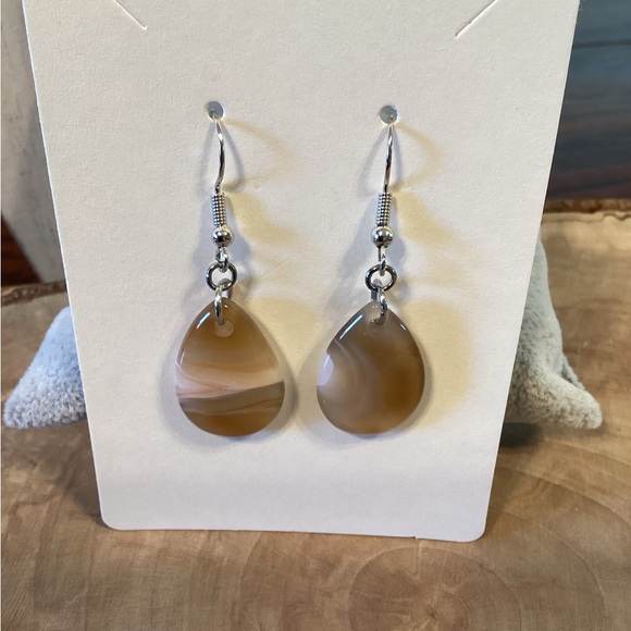 Agate Earrings - Picture 3 of 3